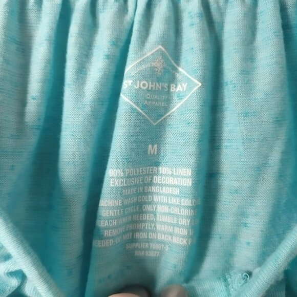 St Johns Bay Womens Blue Keyhole Peasant Top M Casual Lightweight Everyday - Picture 2 of 7